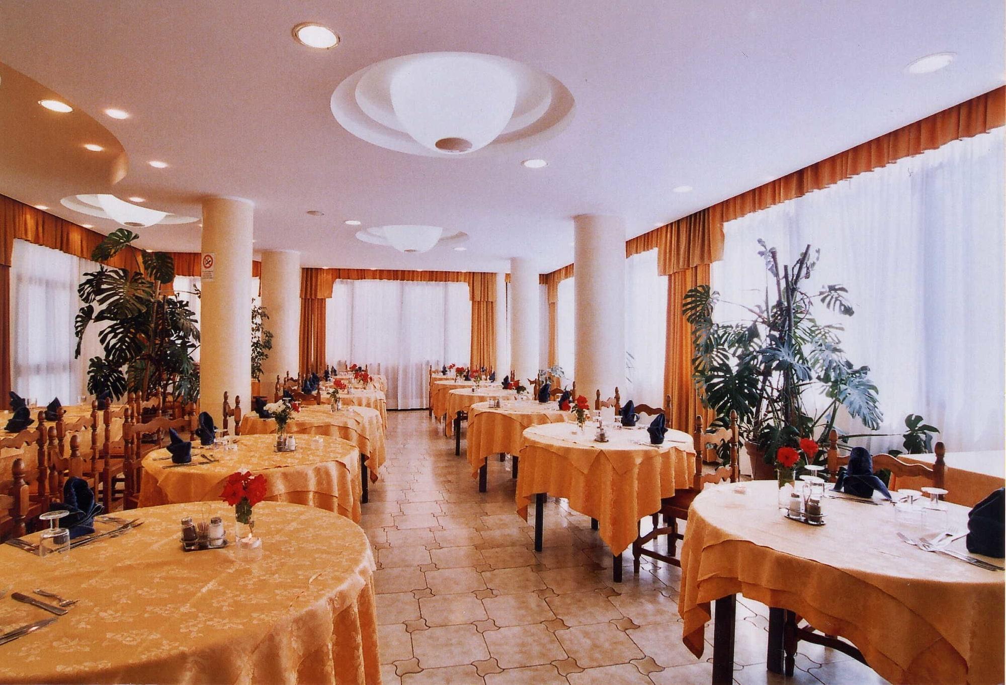 Marrani 3*